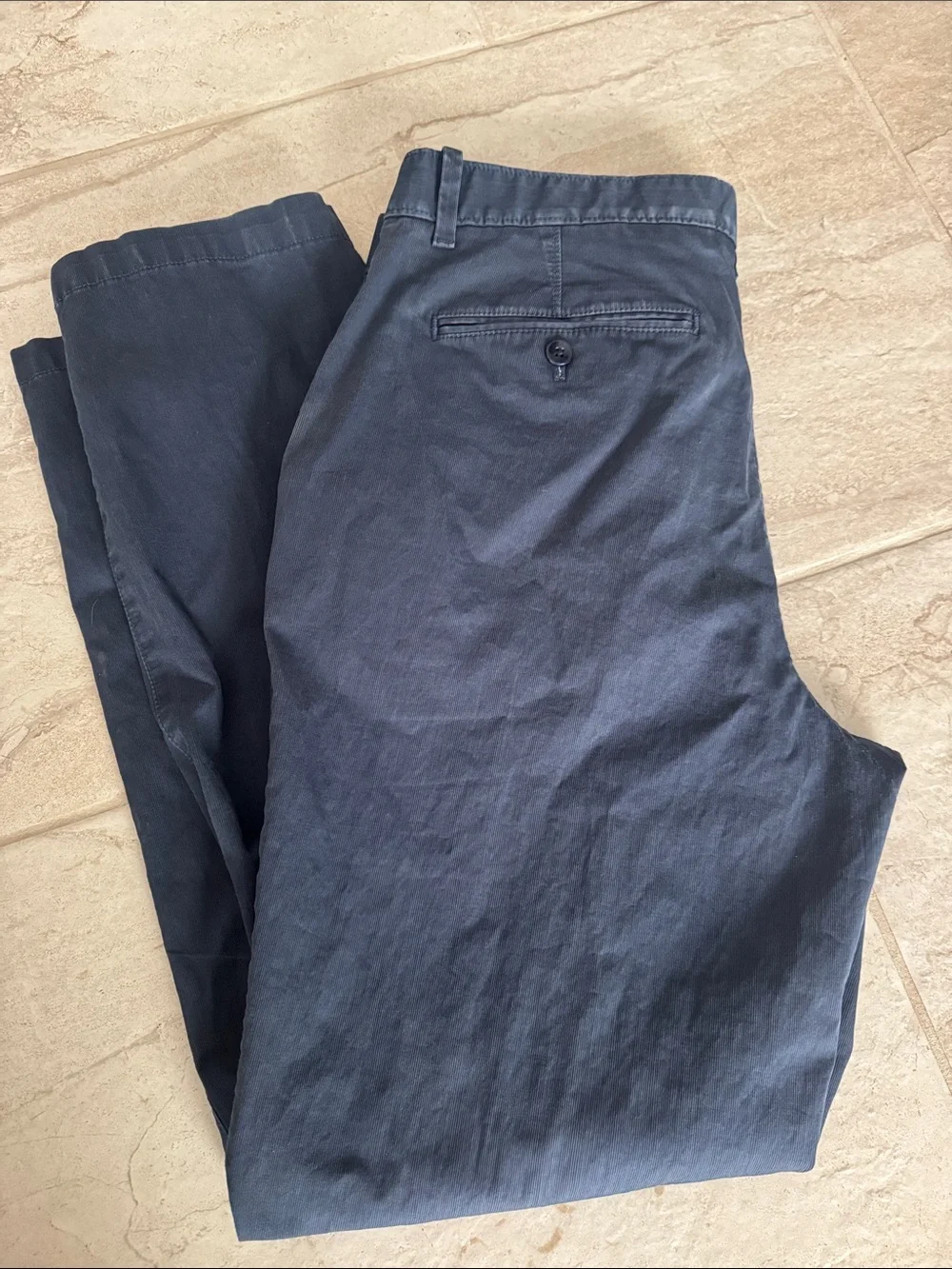 Banana Republic Men's Straight pants in Navy